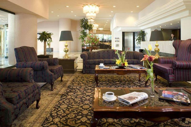 La Joya Pachuca Hotel Buitenkant foto The lobby of the hotel